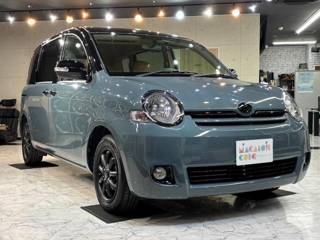 シエンタ G オールペイント/新品ホイールタイヤセット付/新品シートカバー付/新品ハンドルカバー/社外ナビ/バックカメラ/両側パワースライドドア(5枚目)