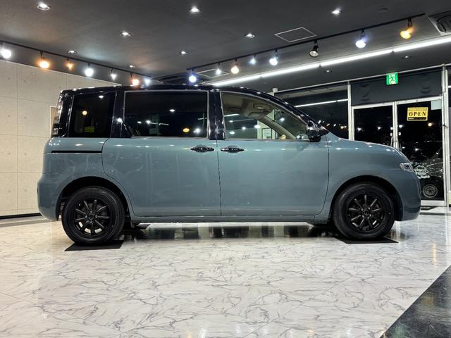 シエンタ G オールペイント/新品ホイールタイヤセット付/新品シートカバー付/新品ハンドルカバー/社外ナビ/バックカメラ/両側パワースライドドア(7枚目)