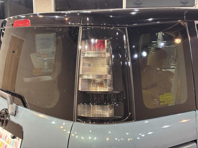 シエンタ G オールペイント/新品ホイールタイヤセット付/新品シートカバー付/新品ハンドルカバー/社外ナビ/バックカメラ/両側パワースライドドア(17枚目)