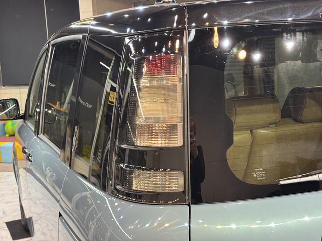 シエンタ G オールペイント/新品ホイールタイヤセット付/新品シートカバー付/新品ハンドルカバー/社外ナビ/バックカメラ/両側パワースライドドア(18枚目)