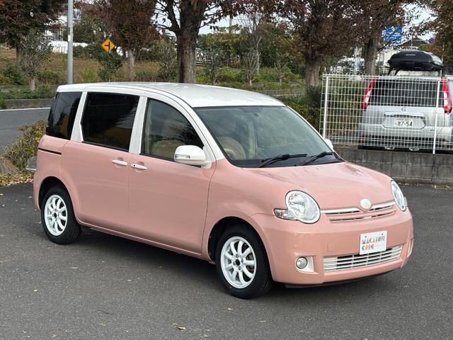 シエンタ Ｇ　後期型／オールペイント／ルーフ色替ペイント／新品ホイールタイヤセット／新品フロアマットセット／マカロンコーデスタイル／７人乗り／両側パワースライドドア／ナビ／ＥＴＣ／バックカメラ（11枚目）