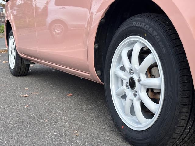 シエンタ Ｇ　後期型／オールペイント／ルーフ色替ペイント／新品ホイールタイヤセット／新品フロアマットセット／マカロンコーデスタイル／７人乗り／両側パワースライドドア／ナビ／ＥＴＣ／バックカメラ（30枚目）