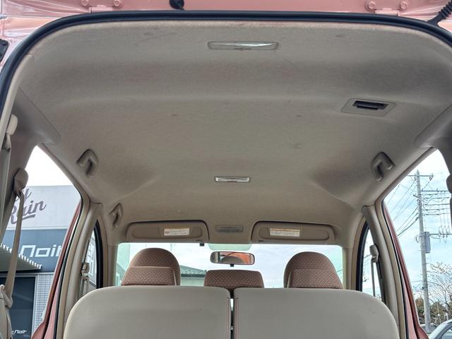 シエンタ Ｇ　後期型／オールペイント／ルーフ色替ペイント／新品ホイールタイヤセット／新品フロアマットセット／マカロンコーデスタイル／７人乗り／両側パワースライドドア／ナビ／ＥＴＣ／バックカメラ（47枚目）