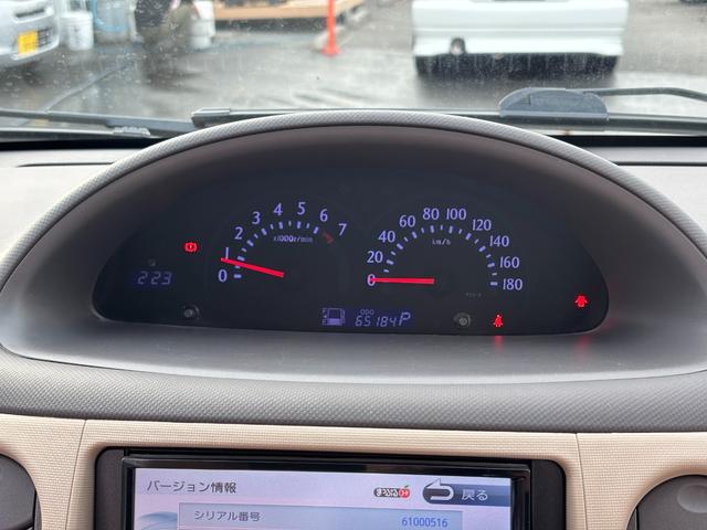 シエンタ Ｇ　後期型／オールペイント／ルーフ色替ペイント／新品ホイールタイヤセット／新品フロアマットセット／マカロンコーデスタイル／７人乗り／両側パワースライドドア／ナビ／ＥＴＣ／バックカメラ（57枚目）