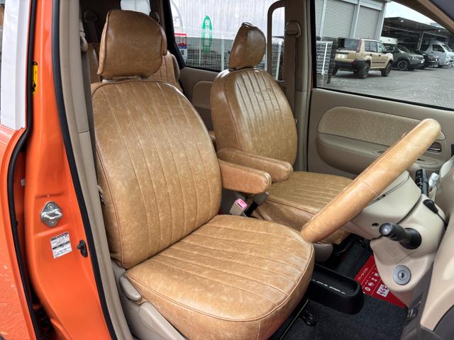 シエンタ Ｇ　マカロンスタイル／オールペイント／ルーフ塗分け／ホワイトリングヘッドライト加工／新品ホイールタイヤセット／新品シートカバー＆ハンドルカバー／ナビ／バックカメラ／ＥＴＣ／ドラレコ／両側パワースライドドア（3枚目）