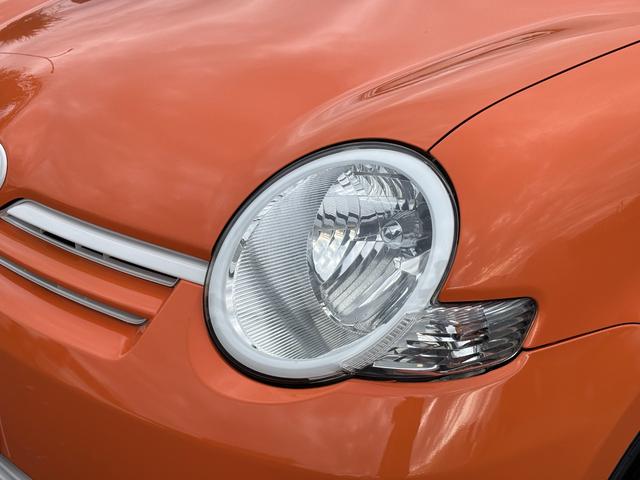 シエンタ Ｇ　マカロンスタイル／オールペイント／ルーフ塗分け／ホワイトリングヘッドライト加工／新品ホイールタイヤセット／新品シートカバー＆ハンドルカバー／ナビ／バックカメラ／ＥＴＣ／ドラレコ／両側パワースライドドア（9枚目）