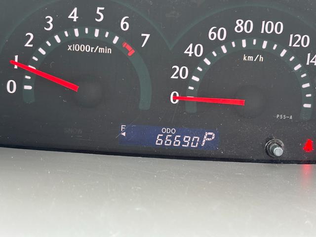 シエンタ Ｇ　マカロンスタイル／オールペイント／ルーフ塗分け／ホワイトリングヘッドライト加工／新品ホイールタイヤセット／新品シートカバー＆ハンドルカバー／ナビ／バックカメラ／ＥＴＣ／ドラレコ／両側パワースライドドア（60枚目）