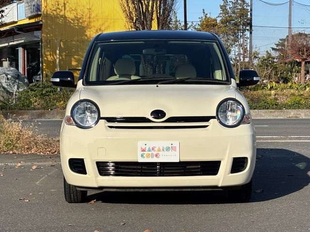 シエンタ G マカロンスタイル/全塗装+ルーフ全塗装/新品ホイールタイヤ付/7人乗りスライドドアミニバン/ナビ/バックカメラ/ETC付(3枚目)