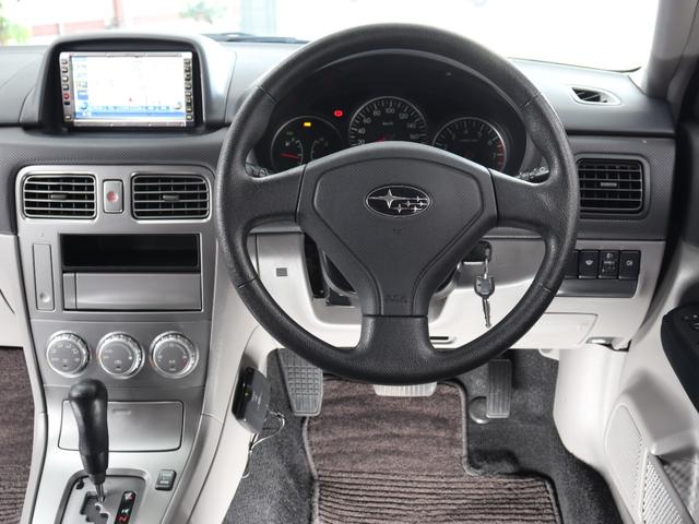 フォレスター ２．０Ｘ　ＡＭＪオリジナル　ネオクラシックスタイル　ユーザー買取り車　オールペイント　リフトアップ　４ＷＤ　ＨＩＤ　キーレス　ＨＤＤナビ　ルーフレール　ＥＴＣ　テールブラックアウト　インナーブラックヘッドライト（22枚目）
