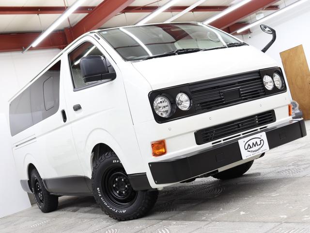 ハイエースバン ロングＤＸ　ＮＥＷヴィンテージカスタム　ＶＡＮＡＣＥ　ＴＹＰＥ２　新車カスタム　内装ウッド加工済み　ＴＳＳ　全方位カメラ　新品タイヤ　スチールホイールブラック塗装　メモリーナビ　Ｂｌｕｅｔｏｏｔｈ　ＥＴＣ　ＴＶ（10枚目）