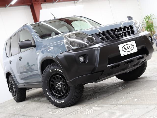 エクストレイル ２０Ｘｔｔ　ＡＭＪオリジナル　ネオクラシックスタイル　全塗装済　防水シート　リフトアップ　スマートキー　ＡＭＪオリジナルホイール　新品タイヤ　４ＷＤ　ＨＤＤナビ　ＥＴＣ　地デジＴＶ　シートヒーター　クルコン（10枚目）