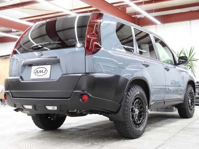 エクストレイル ２０Ｘｔｔ　ＡＭＪオリジナル　ネオクラシックスタイル　全塗装済　防水シート　リフトアップ　スマートキー　ＡＭＪオリジナルホイール　新品タイヤ　４ＷＤ　ＨＤＤナビ　ＥＴＣ　地デジＴＶ　シートヒーター　クルコン（12枚目）