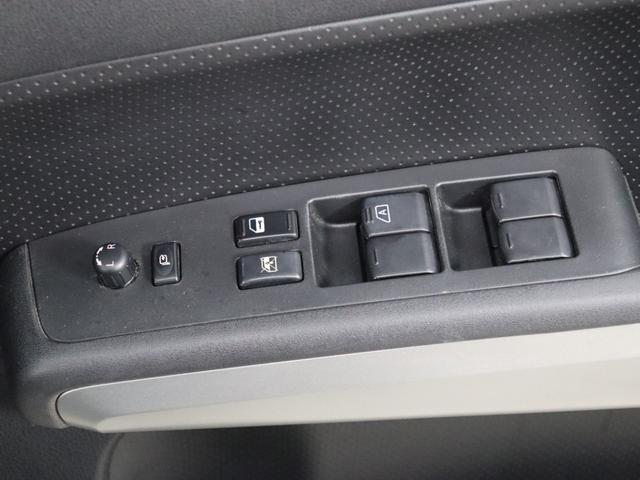 エクストレイル ２０Ｘｔｔ　ＡＭＪオリジナル　ネオクラシックスタイル　全塗装済　防水シート　リフトアップ　スマートキー　ＡＭＪオリジナルホイール　新品タイヤ　４ＷＤ　ＨＤＤナビ　ＥＴＣ　地デジＴＶ　シートヒーター　クルコン（31枚目）