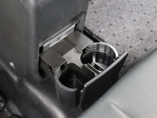 エクストレイル ２０Ｘｔｔ　ＡＭＪオリジナル　ネオクラシックスタイル　全塗装済　防水シート　リフトアップ　スマートキー　ＡＭＪオリジナルホイール　新品タイヤ　４ＷＤ　ＨＤＤナビ　ＥＴＣ　地デジＴＶ　シートヒーター　クルコン（32枚目）