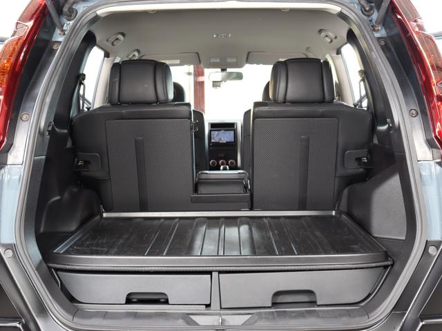 エクストレイル ２０Ｘｔｔ　ＡＭＪオリジナル　ネオクラシックスタイル　全塗装済　防水シート　リフトアップ　スマートキー　ＡＭＪオリジナルホイール　新品タイヤ　４ＷＤ　ＨＤＤナビ　ＥＴＣ　地デジＴＶ　シートヒーター　クルコン（42枚目）