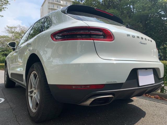 マカン マカン　フルセグＴＶ　黒革シート　パワーシート　　純正ナビ　バックカメラ　Ｂｌｕｅｔｏｏｔｈ　ＥＴＣ　シートヒーター　パワーバックドア　スポーツモード　社外フロアマット　パドルシフト（13枚目）