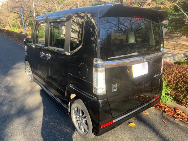 Ｎ－ＢＯＸカスタム Ｇ　ＳＳパッケージ　ユーザー買取　Ａパッケージ　純正ＴＶ　バックカメラ　両側パワスラ　プラズマクラスター搭載オートエアコン　純正ＡＷ　運転席シートハイトアジャスター（11枚目）