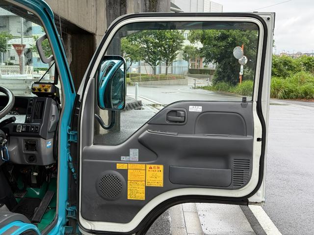 エルフトラック 　パッカー車★プレスパッカー車★Ｈ．２０年★２Ｔ★４．１立米★ＭＴ６★ＮＫＲ８５ＡＮ★１７７６２９ＫＭ★車検Ｒ７．８（22枚目）