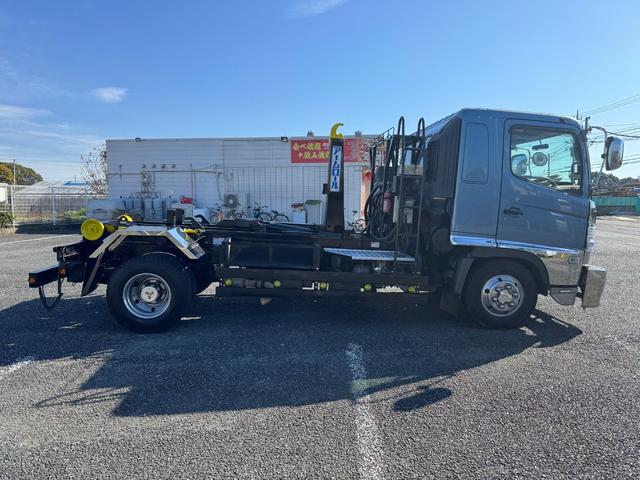 ヒノレンジャー 　新明和アームロール　３．５ｔ　ＭＴ６　ＥＴＣ　車検１年付　ＮＯｘ．ＰＭ適合車（7枚目）