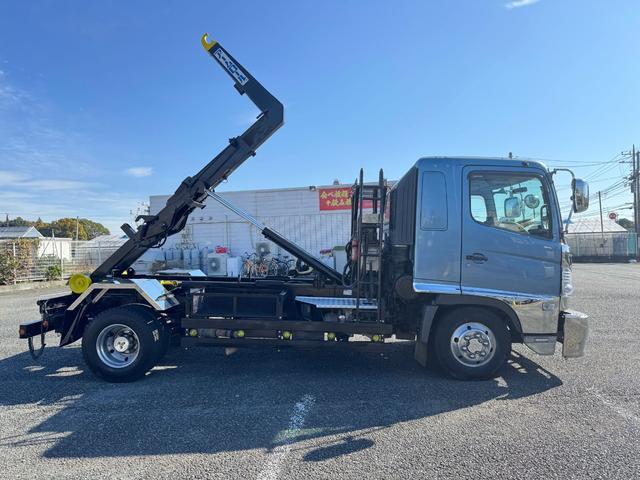 ヒノレンジャー 　新明和アームロール　３．５ｔ　ＭＴ６　ＥＴＣ　車検１年付　ＮＯｘ．ＰＭ適合車（9枚目）