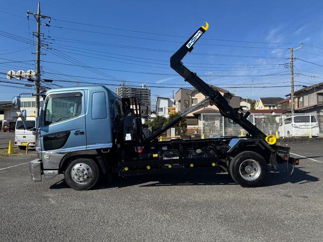 ヒノレンジャー 　新明和アームロール　３．５ｔ　ＭＴ６　ＥＴＣ　車検１年付　ＮＯｘ．ＰＭ適合車（13枚目）