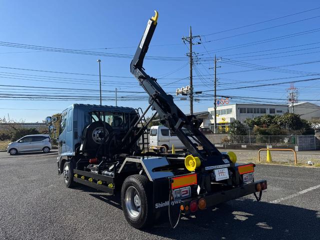 ヒノレンジャー 　新明和アームロール　３．５ｔ　ＭＴ６　ＥＴＣ　車検１年付　ＮＯｘ．ＰＭ適合車（14枚目）