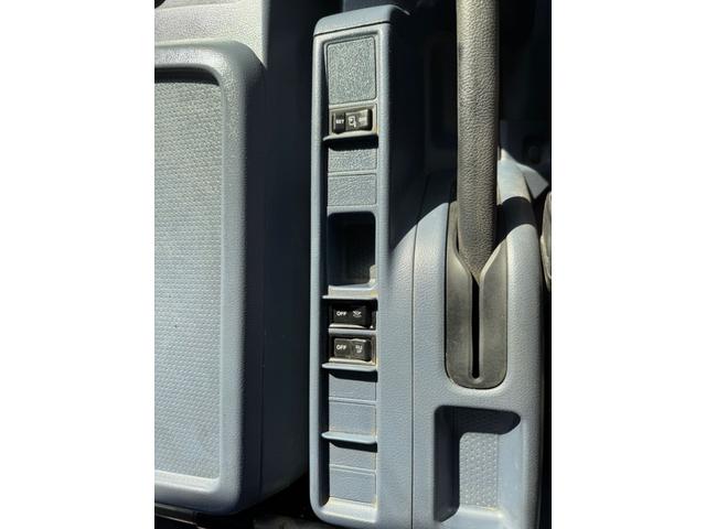 ヒノレンジャー 　新明和アームロール　３．５ｔ　ＭＴ６　ＥＴＣ　車検１年付　ＮＯｘ．ＰＭ適合車（50枚目）