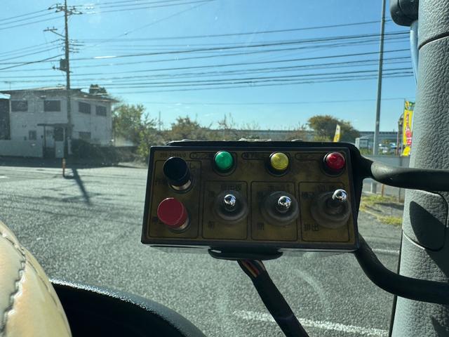 ヒノレンジャー 　新明和アームロール　３．５ｔ　ＭＴ６　ＥＴＣ　車検１年付　ＮＯｘ．ＰＭ適合車（54枚目）