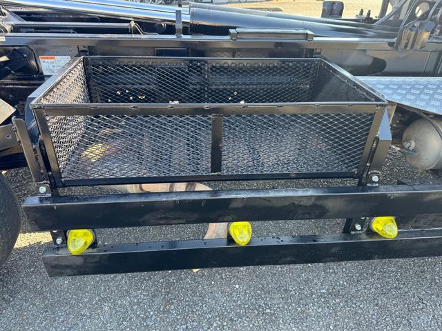 ヒノレンジャー 　新明和アームロール　３．５ｔ　ＭＴ６　ＥＴＣ　車検１年付　ＮＯｘ．ＰＭ適合車（68枚目）