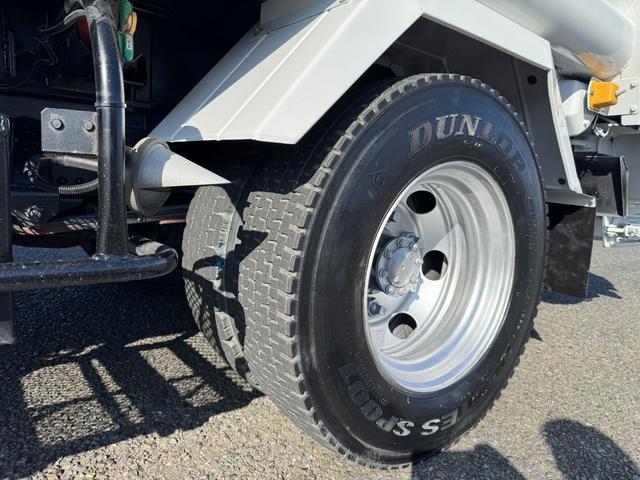 エルフトラック 　新明和プレス式パッカー車　６．７立米　３ｔ　ＭＴ６　バックカメラ　ドラレコ　ＥＴＣ　車検１年付　ＮＯｘ．ＰＭ適合車（71枚目）