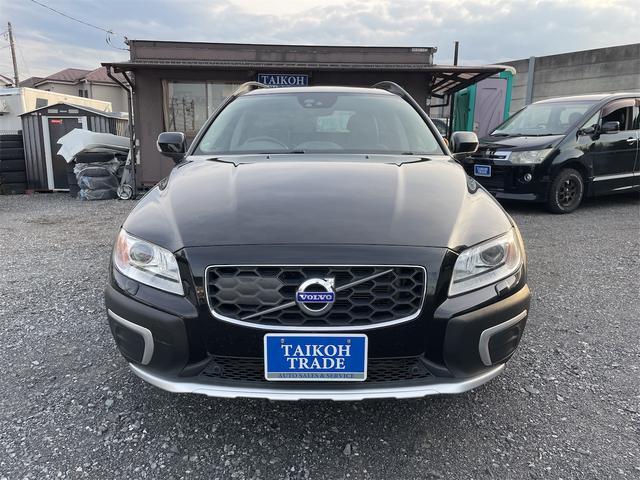 ＸＣ７０ Ｔ５　ＡＷＤクラシック　ＸＣ７０最終モデル／黒革／サンルーフ／２．５ターボ／セーフティー機能／ナビ・ＴＶ／ブラインドスポットモニター／クリアランスソナー／電動リアゲート（3枚目）