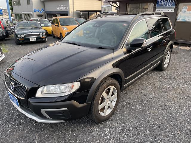 ＸＣ７０ Ｔ５　ＡＷＤクラシック　ＸＣ７０最終モデル／黒革／サンルーフ／２．５ターボ／セーフティー機能／ナビ・ＴＶ／ブラインドスポットモニター／クリアランスソナー／電動リアゲート（4枚目）