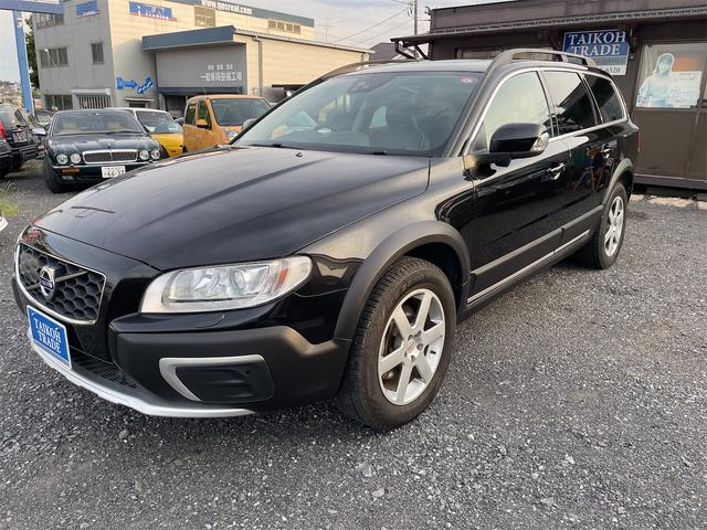 ＸＣ７０ Ｔ５　ＡＷＤクラシック　ＸＣ７０最終モデル／黒革／サンルーフ／２．５ターボ／セーフティー機能／ナビ・ＴＶ／ブラインドスポットモニター／クリアランスソナー／電動リアゲート（5枚目）