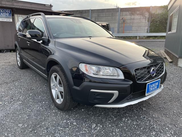 ＸＣ７０ Ｔ５　ＡＷＤクラシック　ＸＣ７０最終モデル／黒革／サンルーフ／２．５ターボ／セーフティー機能／ナビ・ＴＶ／ブラインドスポットモニター／クリアランスソナー／電動リアゲート（7枚目）