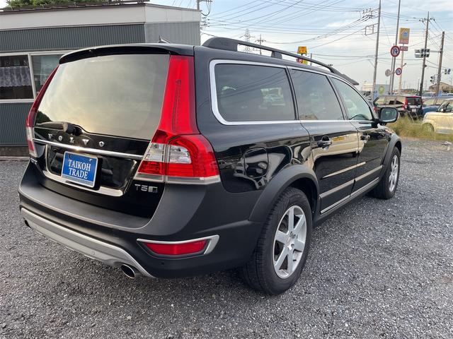 ＸＣ７０ Ｔ５　ＡＷＤクラシック　ＸＣ７０最終モデル／黒革／サンルーフ／２．５ターボ／セーフティー機能／ナビ・ＴＶ／ブラインドスポットモニター／クリアランスソナー／電動リアゲート（13枚目）
