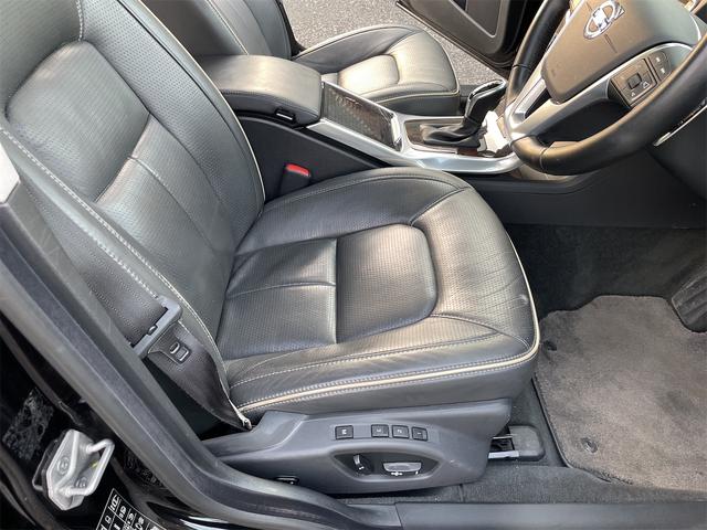 ＸＣ７０ Ｔ５　ＡＷＤクラシック　ＸＣ７０最終モデル／黒革／サンルーフ／２．５ターボ／セーフティー機能／ナビ・ＴＶ／ブラインドスポットモニター／クリアランスソナー／電動リアゲート（30枚目）