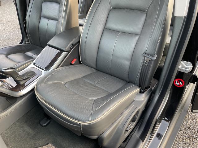 ＸＣ７０ Ｔ５　ＡＷＤクラシック　ＸＣ７０最終モデル／黒革／サンルーフ／２．５ターボ／セーフティー機能／ナビ・ＴＶ／ブラインドスポットモニター／クリアランスソナー／電動リアゲート（32枚目）