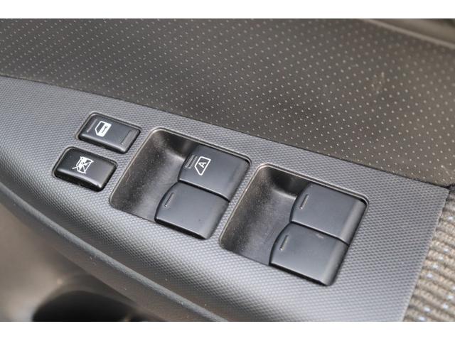 ノート １５Ｘ　ナビ・ＴＶ・バックカメラ・Ｂｌｕｅｔｏｏｔｈオーディオ・スマートキー・ＡＡＣ・ＣＤ・ＤＶＤ・パワステ・盗難防止装置・ＡＢＳ・（30枚目）