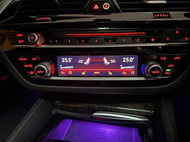 ５シリーズ ５３０ｉ　Ｍスポーツ　イノベーションＰ　　ＳＲ　レザー　ＨＵＤ　４ゾーン　ナビ　バックカメラ　ＥＴＣ（14枚目）