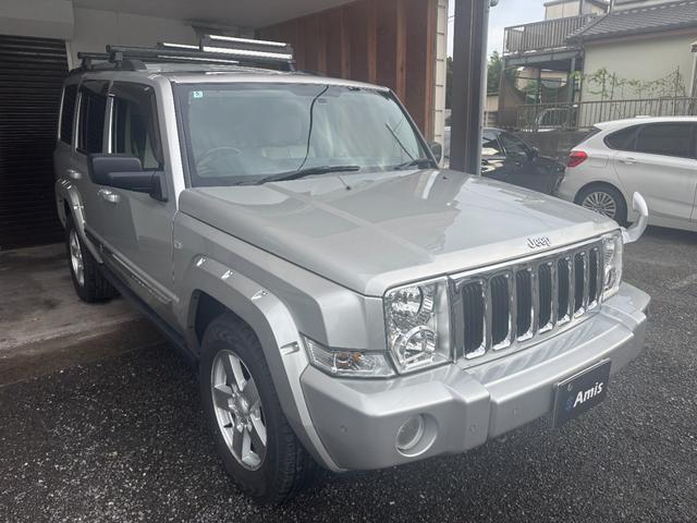 ジープ・コマンダー リミテッド5.7 HEMI 社外ナビ アルミ(8枚目)