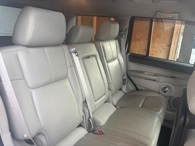 ジープ・コマンダー リミテッド5.7 HEMI 社外ナビ アルミ(13枚目)