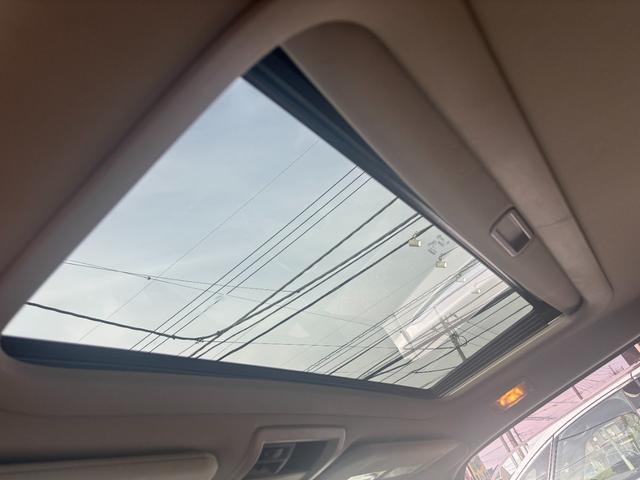 ジープ・コマンダー リミテッド5.7 HEMI 社外ナビ アルミ(23枚目)