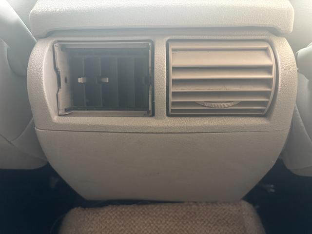 ジープ・コマンダー リミテッド5.7 HEMI 社外ナビ アルミ(26枚目)