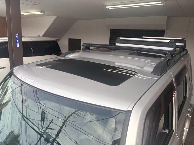 ジープ・コマンダー リミテッド5.7 HEMI 社外ナビ アルミ(30枚目)