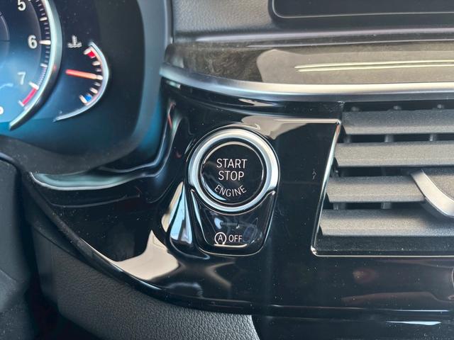 ５シリーズ ５４０ｉ　Ｍスポーツ　黒革シート　サンルーフ　シートＨ　電動シート　ＨＤＤナビ　スマートキー　Ｂｌｕｅｔｏｏｔｈ　インテリジェントセーフティ　パワーバックドア　全方向カメラ（46枚目）