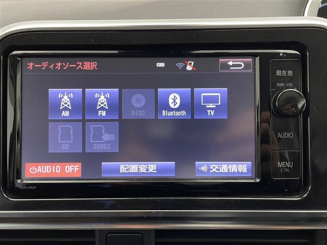 ハイブリッドＧ　純正ナビ　フルセグＴＶ　Ｂｌｕｅｔｏｏｔｈ　ビルトインＥＴＣ　バックカメラ　スペアキー　　ＬＥＤヘッドライト　衝突被害軽減ブレーキ　レーンキープアシスト　オートマチックハイビーム　両側パワスラ(4枚目)