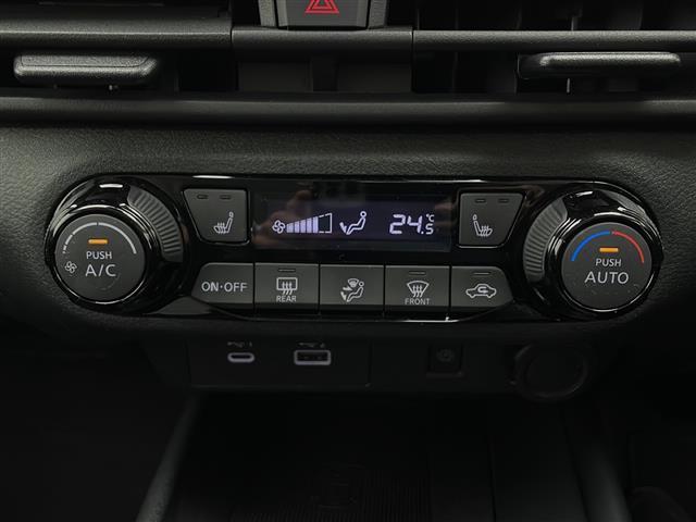 Ｘ　ＦＯＵＲ　純正９型ナビ　フルセグＴＶ　Ｂｌｕｅｔｏｏｔｈ　インテリジェントルームミラー　ＥＴＣ　全方位カメラ　ＬＥＤヘッドライト　プロパイロット　寒冷地仕様　シートヒーター　　ステアリングヒーター(21枚目)