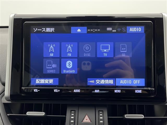 Ｇ　Ｚパッケージ　純正９型ナビ　Ｂｌｕｅｔｏｏｔｈ　フルセグＴＶ　ミュージックサーバー　ＤＶＤ再生　パノラマルーフ　バックカメラ　デジタルインナーミラー　電動リアゲート　ビルトインＥＴＣ２．０　黒革シート　パワーシート(5枚目)