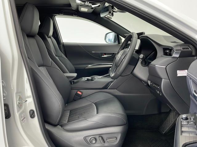 ハリアーハイブリッド Ｚ　☆４ＷＤ☆調光パノラマルーフ☆寒冷地仕様☆純正ナビ（フルセグ／Ｂｌｕｅｔｏｏｔｈ／ＵＳＢ／ＡＭ／ＦＭ）☆全方位モニター☆ＪＢＬサウンド☆衝突軽減ブレーキ☆車線逸脱防止☆レーダークルーズコントロール（31枚目）