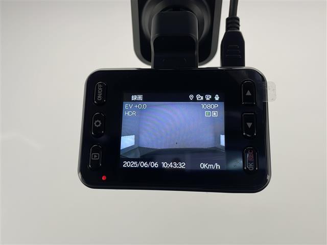 ソリオバンディット ハイブリッドＭＶ　☆社外メモリナビ＆ＣＤ＆ＤＶＤ＆ＵＳＢ＆ＢＴ☆アダプティブクルーズコントロール☆レーンキープアシスト☆衝突軽減ブレーキ☆ヘッドアップディスプレイ☆パーキングアシスト☆後方コーナーセンサー☆ＥＴＣ（9枚目）